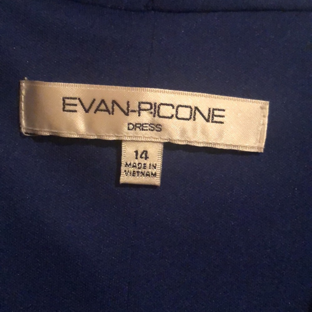 NWT Evan Picone dress. Size 14. Blue. - Picture 4 of 9